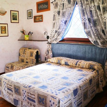 B&B Ai Glicini - Castelli Romani Marino Eksteriør bilde