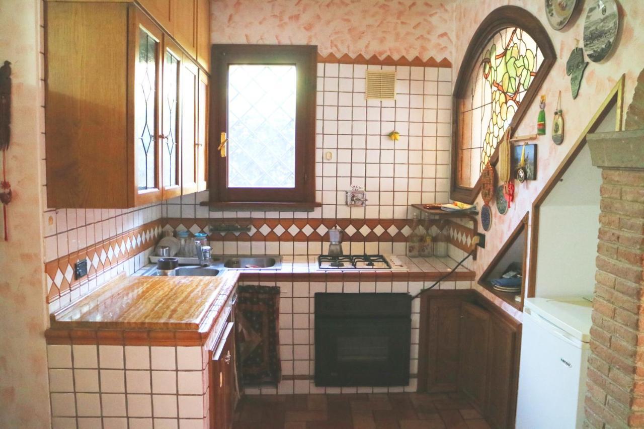 B&B Ai Glicini - Castelli Romani Marino Eksteriør bilde